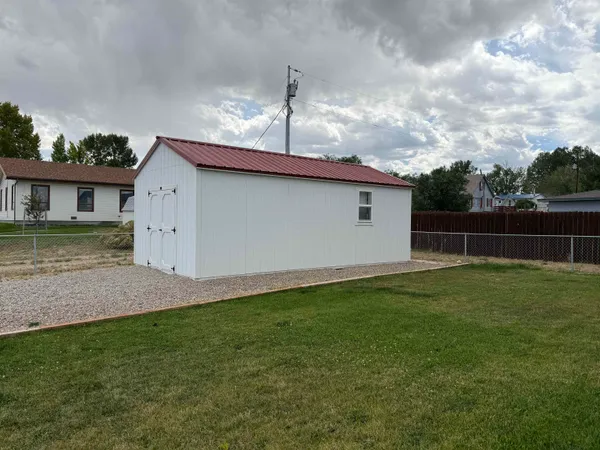 $350,000 | 213 Greenwood Avenue, Saratoga, WY 82331