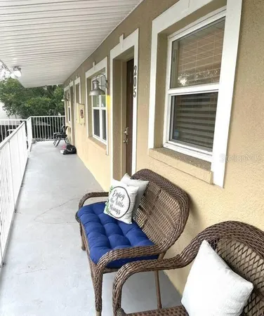 $1,295 | 2050 Arlington Street, Unit 106, Sarasota, FL 34239