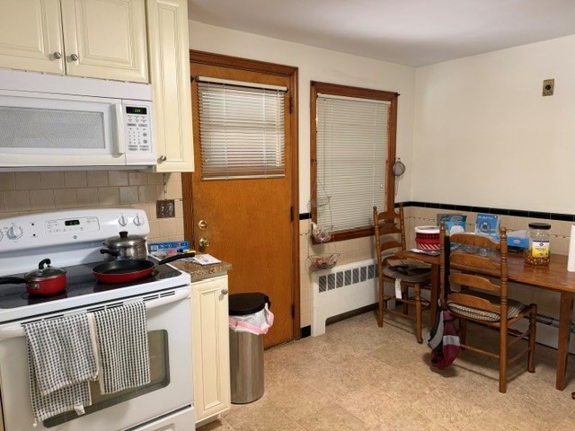 200 Budlong Road Cranston, RI 02920 - Photo 20 of 41