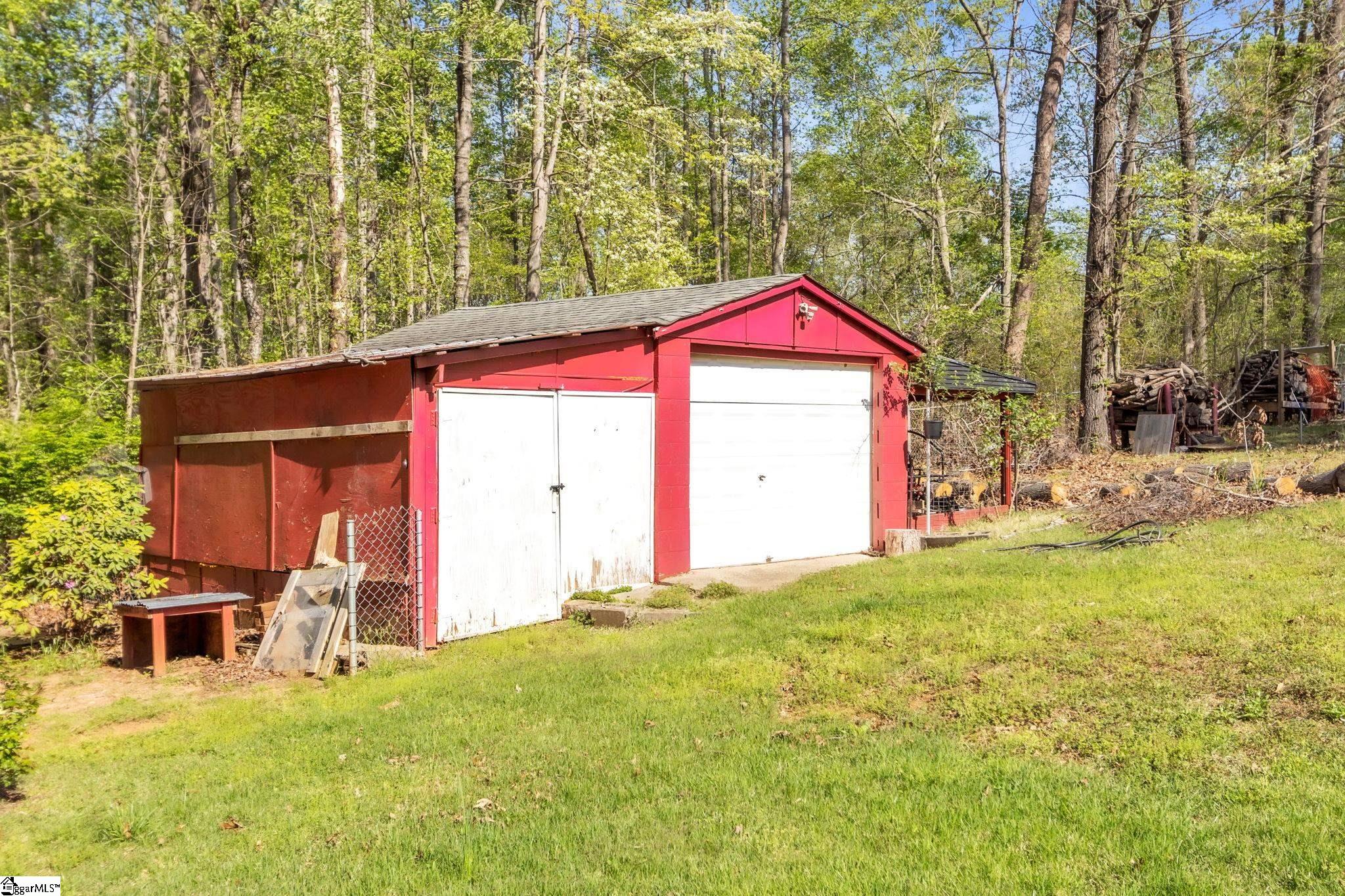 4150 Sandy Flat Road Taylors, SC 29687 - Photo 14 of 17
