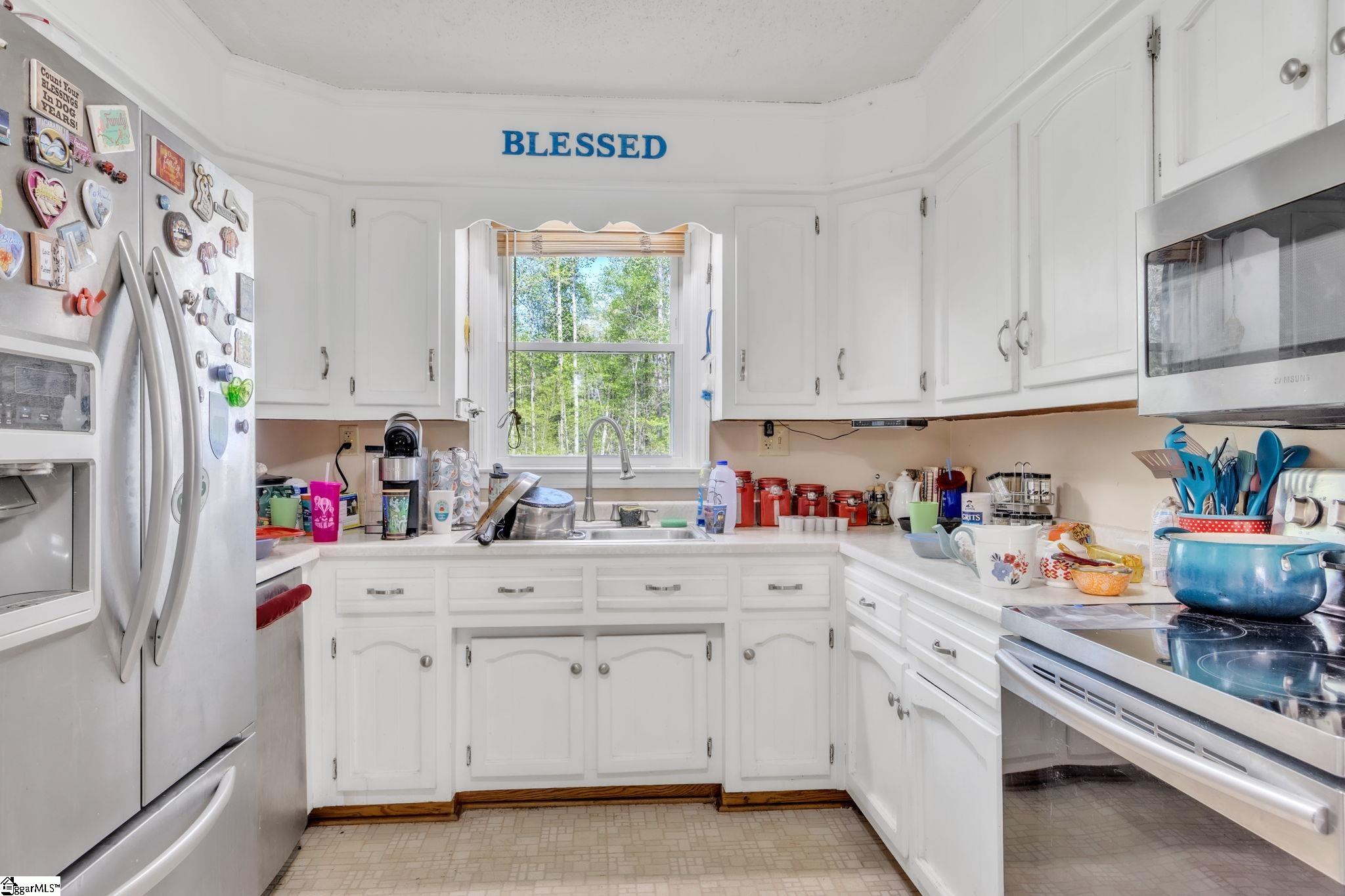4150 Sandy Flat Road Taylors, SC 29687 - Photo 6 of 17
