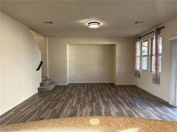 $2,150 | 10 Tribute Peak Way, Las Vegas, NV 89148