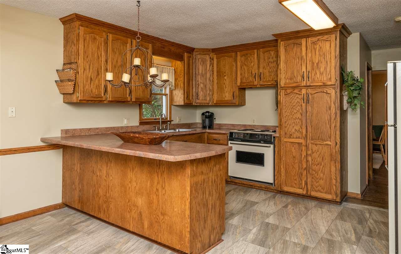 28 Griffin Mill Road Piedmont, SC 29673 - Photo 12 of 30 Gallery Image 12