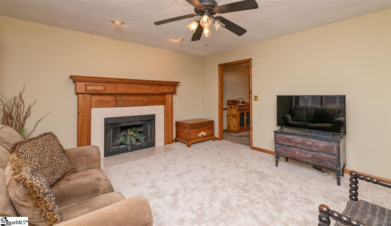 28 Griffin Mill Road Piedmont, SC 29673 - Photo 18 of 30 Gallery Image 18