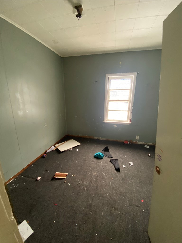 22 Davey Street Buffalo, NY 14206 - Photo 11 of 14 Bed 3 Upper