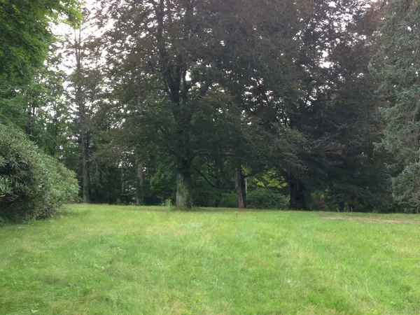 $2,200,000 | 140 L Carter Street, New Canaan, CT 06840