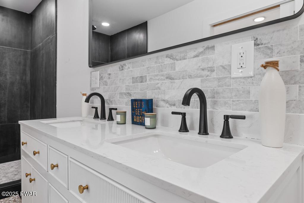 630 Layton Road Clarks Summit, PA 18411 - Photo 43 of 60 DSC_6380-2