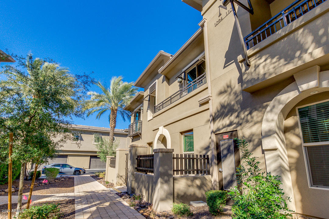 6565 East Thomas Road, Unit 1095 Scottsdale, AZ 85251 - Photo 3 of 64 02-Thomas