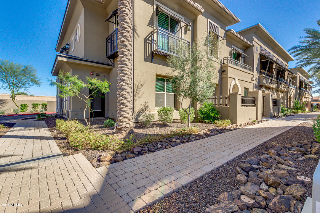 6565 East Thomas Road, Unit 1095 Scottsdale, AZ 85251 - Photo 5 of 64 04-Thomas