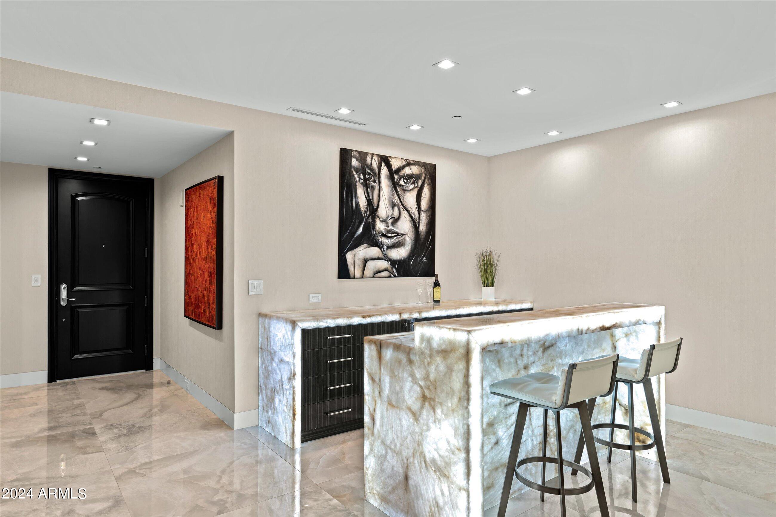 7175 East Camelback Road, Unit 608 Scottsdale, AZ 85251 - Photo 11 of 47 Bar