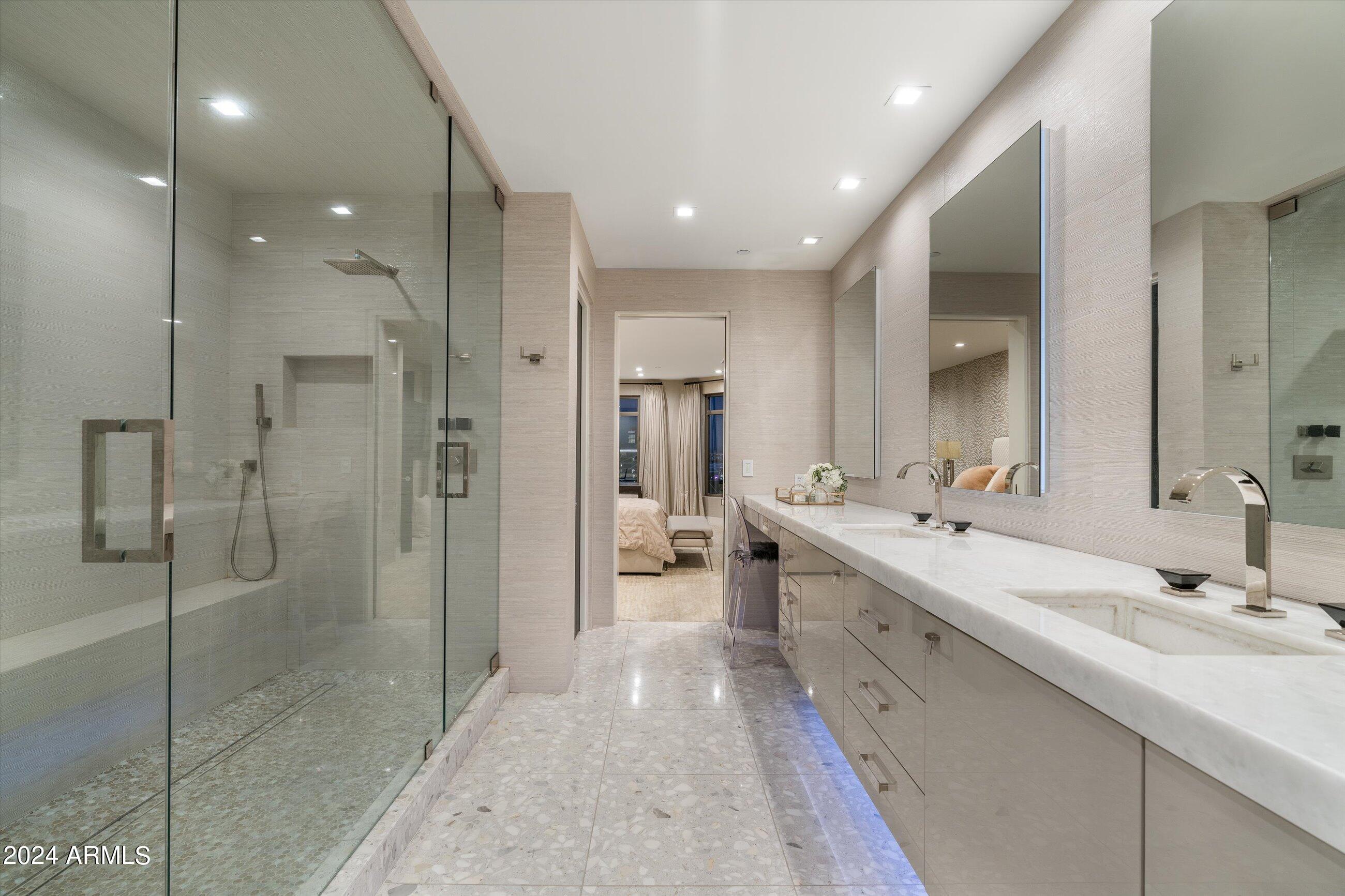 7175 East Camelback Road, Unit 608 Scottsdale, AZ 85251 - Photo 19 of 47 Primary Shower