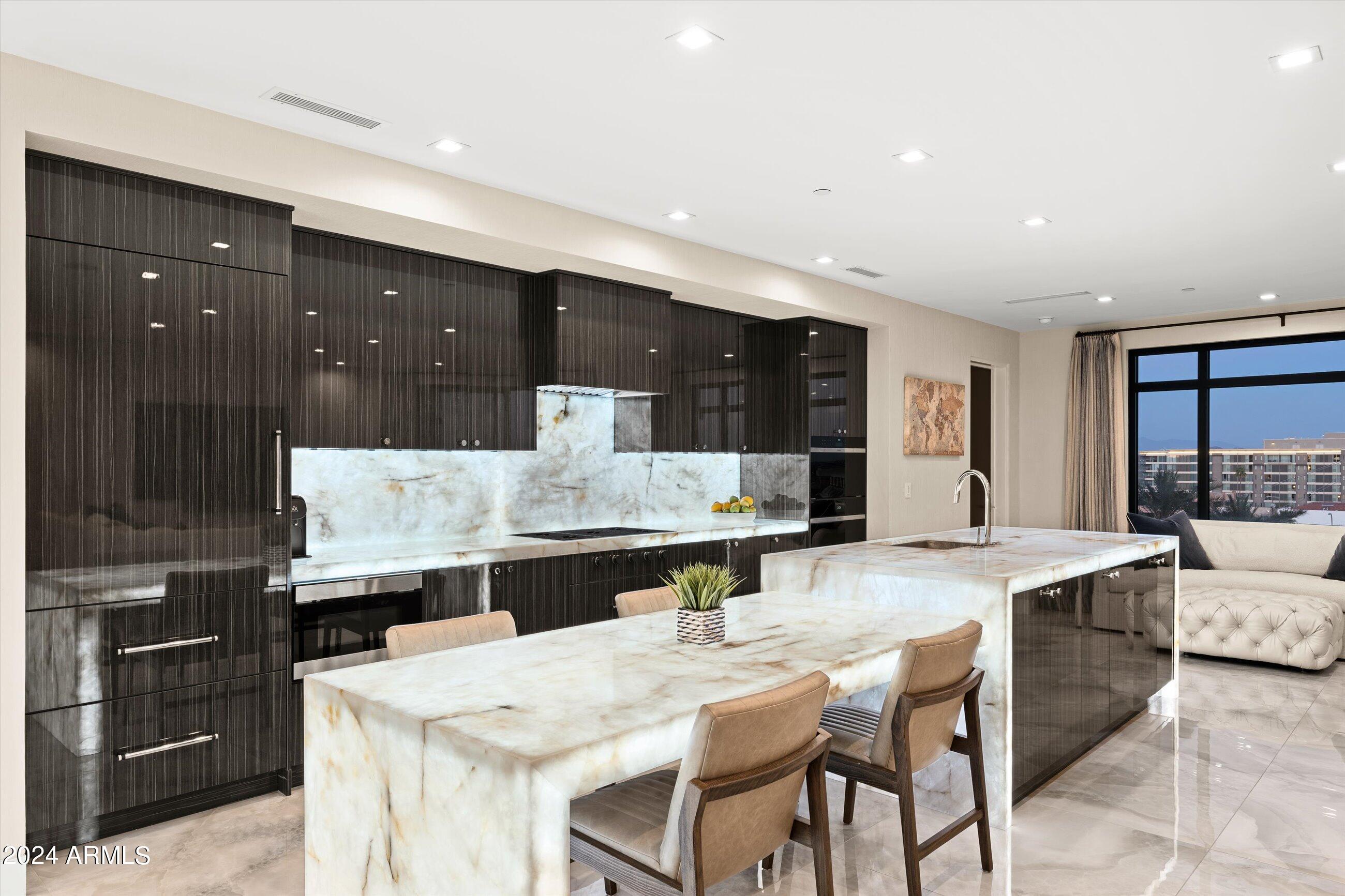 7175 East Camelback Road, Unit 608 Scottsdale, AZ 85251 - Photo 2 of 47 Iceburg Quartzite