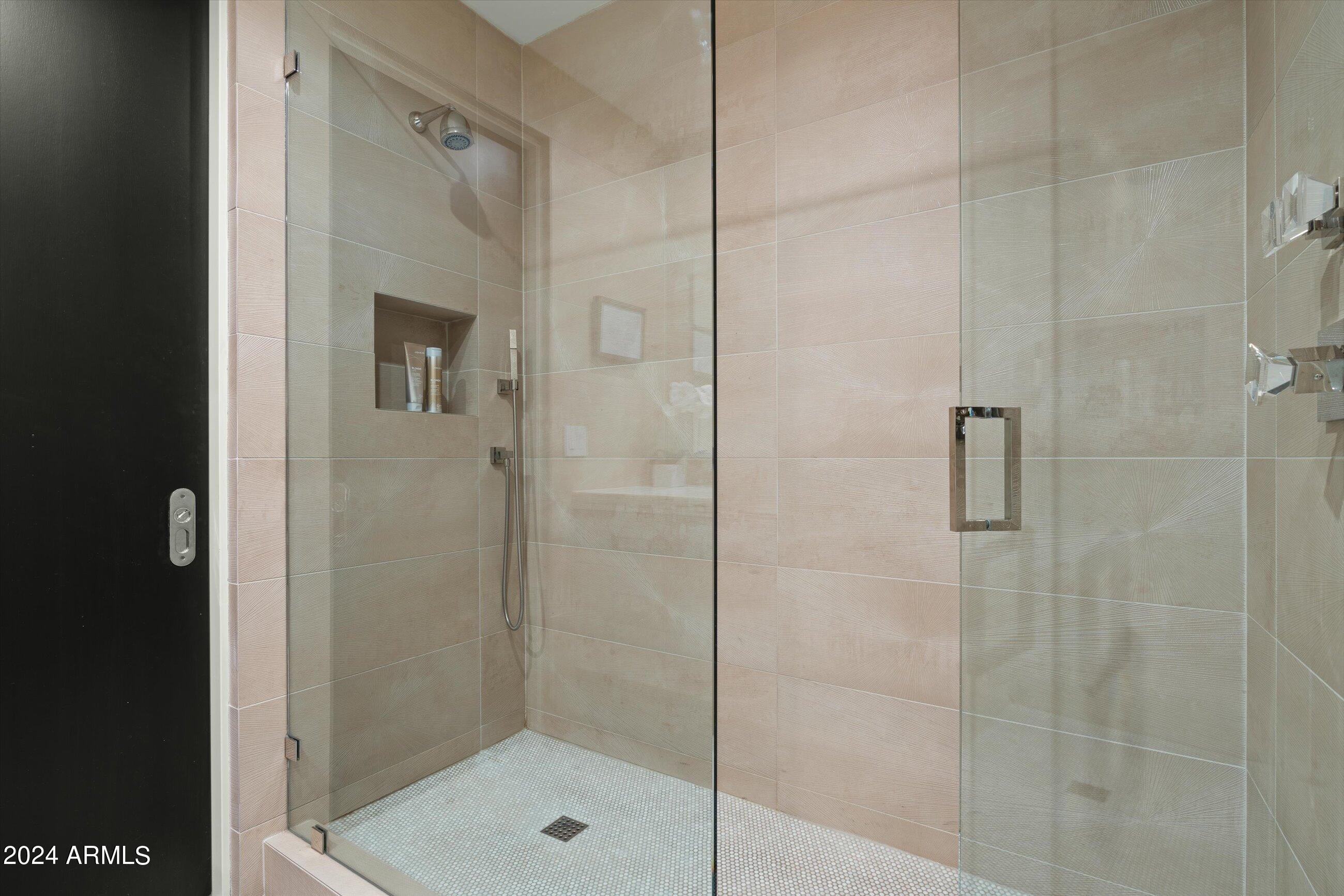 7175 East Camelback Road, Unit 608 Scottsdale, AZ 85251 - Photo 23 of 47 Primary Shower