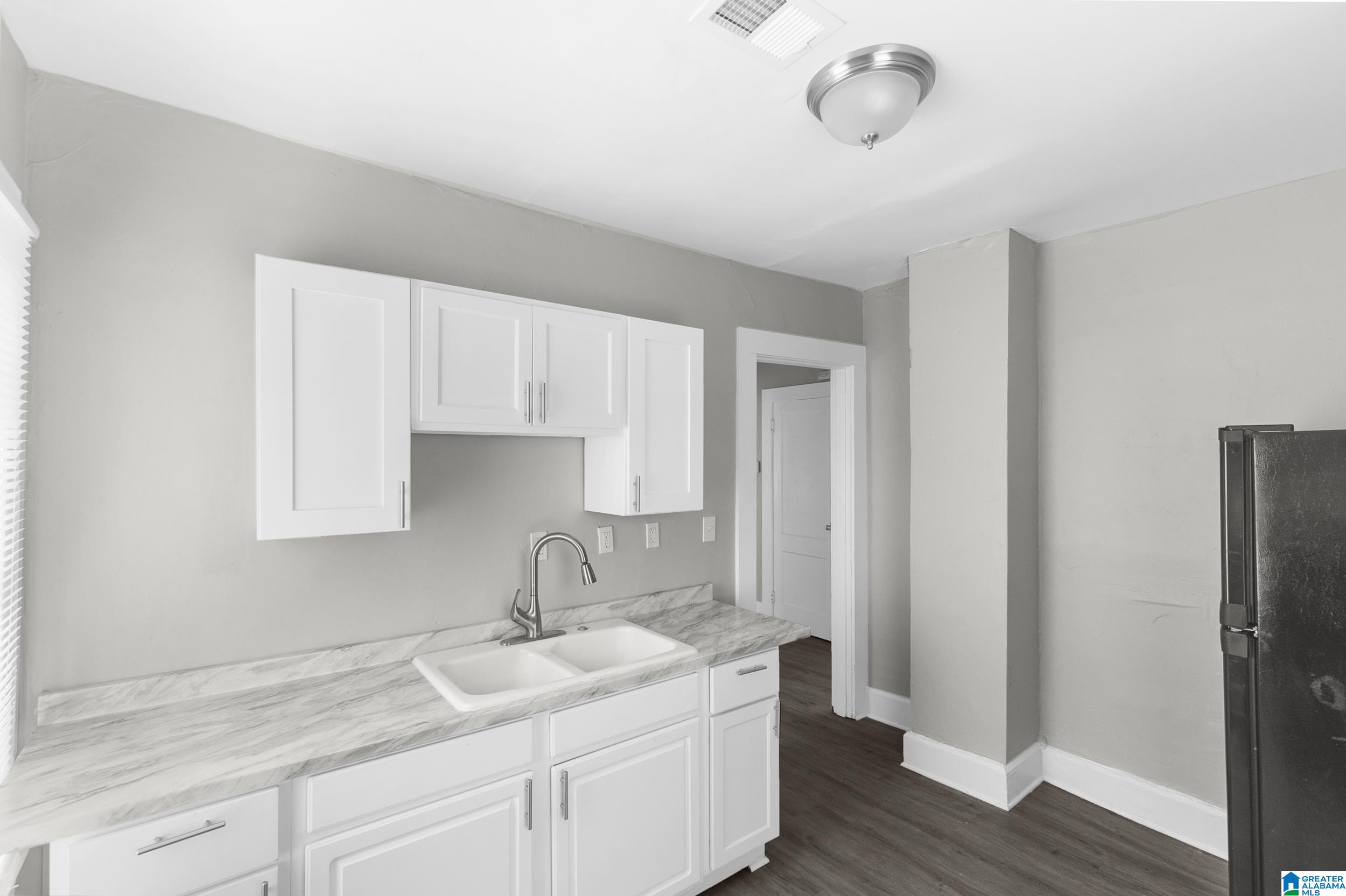 620 3rd Street Southwest Birmingham, AL 35211 - Photo 6 of 25