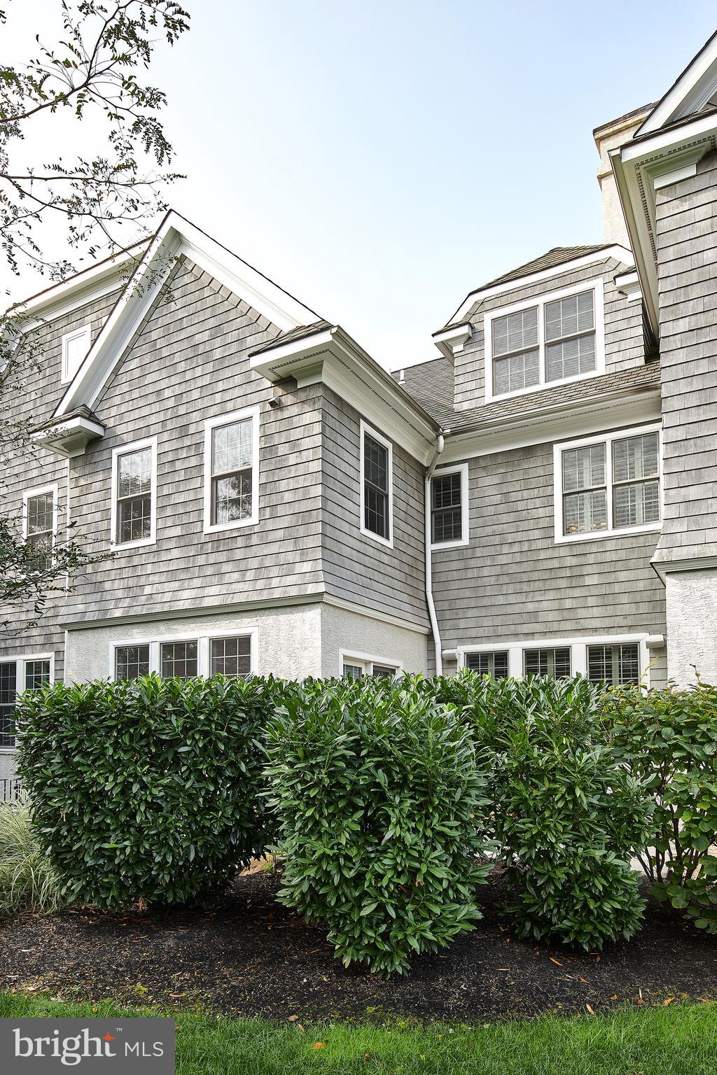 7 Wicklow Court Wayne, PA 19087 - Photo 3 of 38