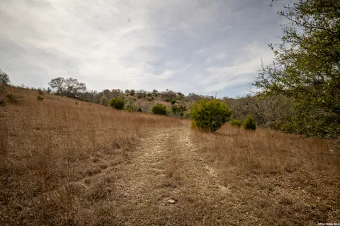 $158,235 | 100 Stieler Valley Lane North, Comfort, TX 78013