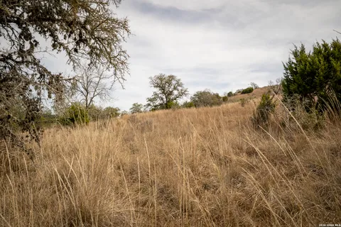 $158,235 | 100 Stieler Valley Lane North, Comfort, TX 78013