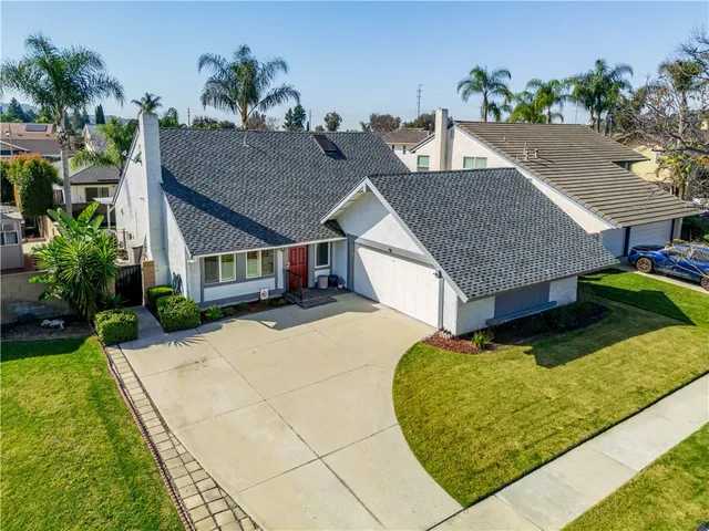 $1,199,888 | 215 North Ave Segovia, Anaheim Hills, CA 92808