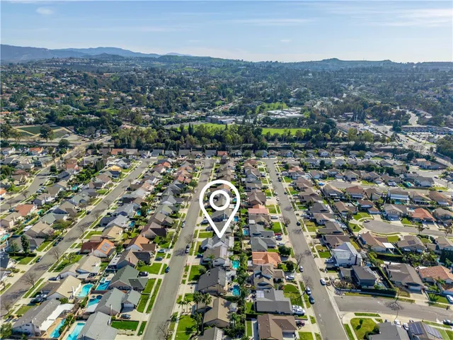 $1,199,888 | 215 North Ave Segovia, Anaheim Hills, CA 92808