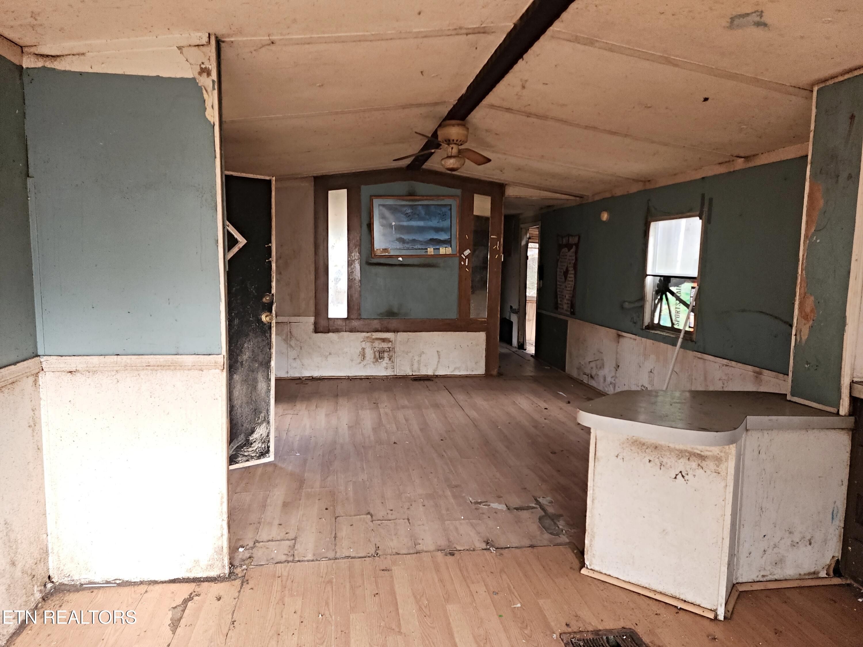 975 Davis Chapel Road La Follette, TN 37766 - Photo 7 of 15 20251230_101344975DavisChapel