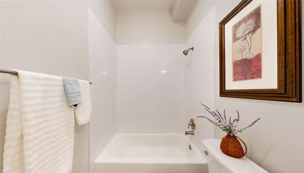 $1,800 | 504 Nursery Road, Unit 1105, The Woodlands, TX 77380
