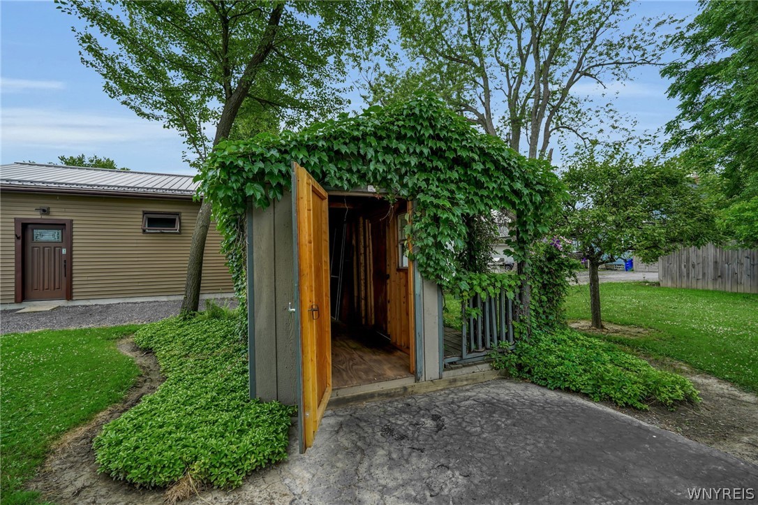 1904 Union Road West Seneca, NY 14224 - Photo 8 of 27 Gallery Image 8