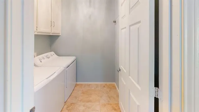 $2,549 | 5734 Remington Park Square, Dallas, TX 75252