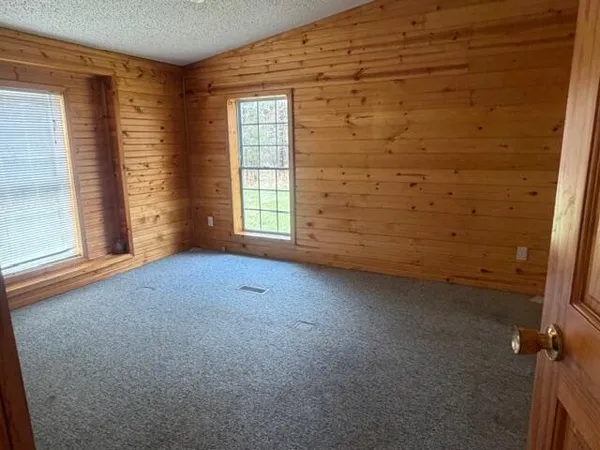 $275,000 | 6136 South Poplar Avenue, Newaygo, MI 49337