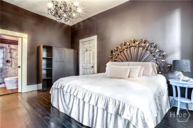 $3,500 | 310 East Henry Street, Savannah, GA 31401