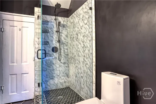 $3,500 | 310 East Henry Street, Savannah, GA 31401