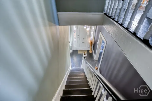 $3,500 | 310 East Henry Street, Savannah, GA 31401