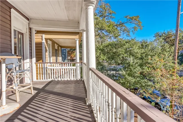 $3,500 | 310 East Henry Street, Savannah, GA 31401