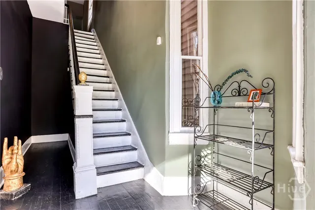 $3,500 | 310 East Henry Street, Savannah, GA 31401