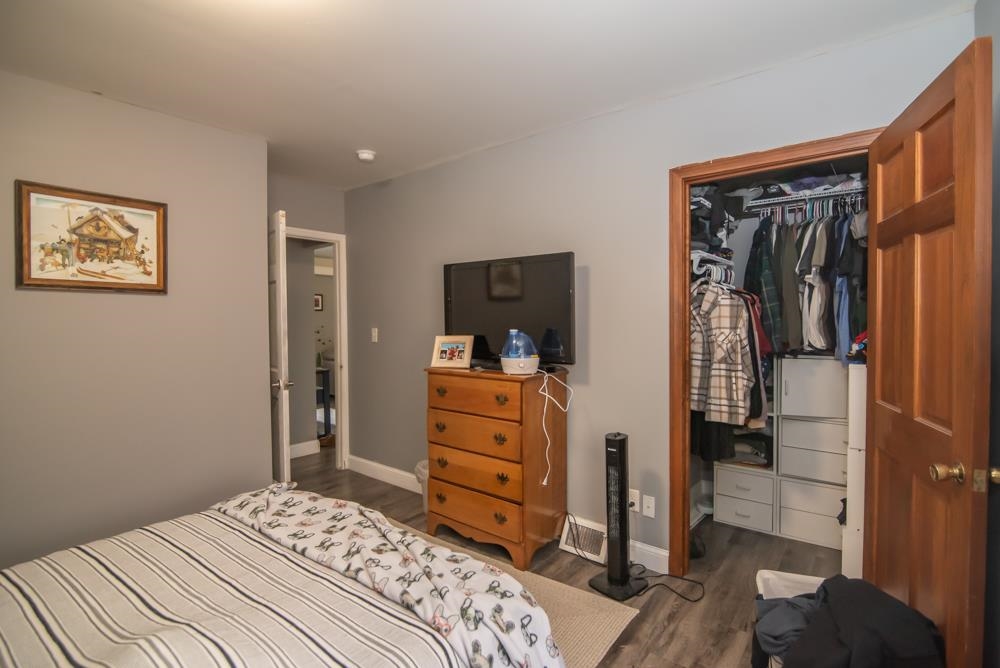 174 Hackett Hill Road Hooksett, NH 03106 - Photo 4 of 33