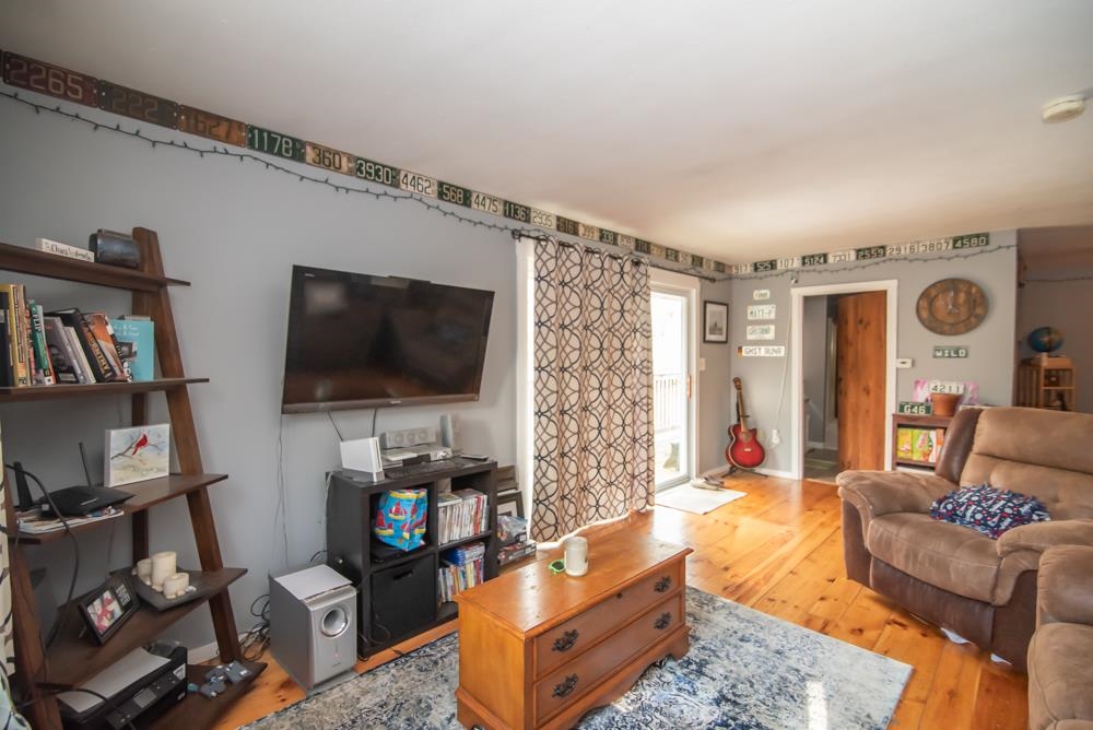 174 Hackett Hill Road Hooksett, NH 03106 - Photo 10 of 33