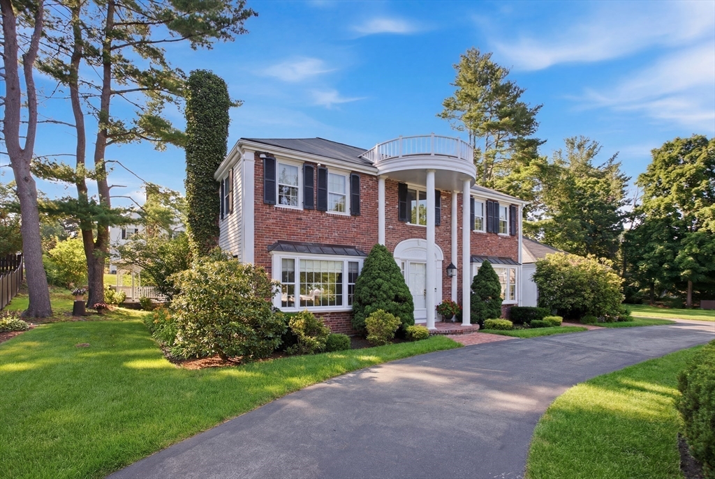 2 Russell Road Lynnfield, MA 01940 - Photo 3 of 42