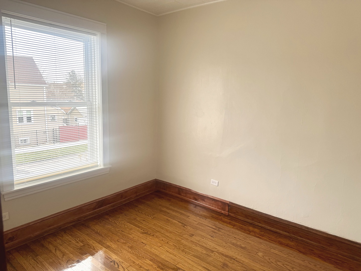 2158 North Hamlin Avenue, Unit 2F Chicago, IL 60647 - Photo 5 of 9