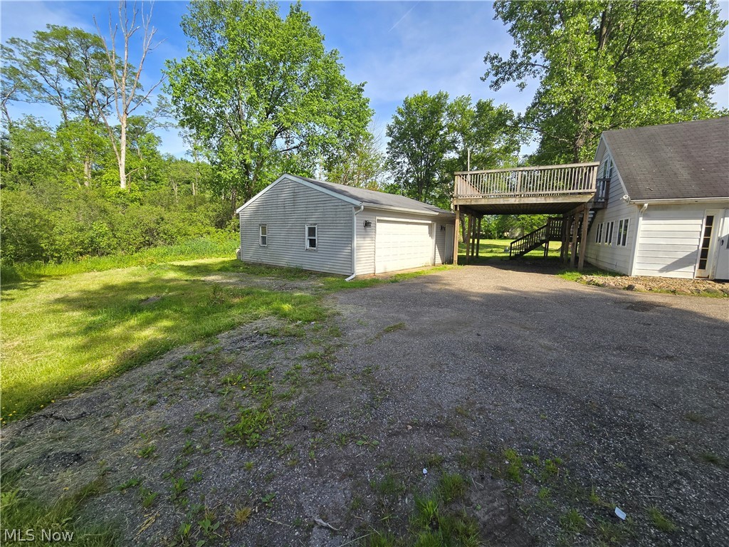 14298 Chardon-Windsor Road Chardon, OH 44024 - Photo 3 of 43