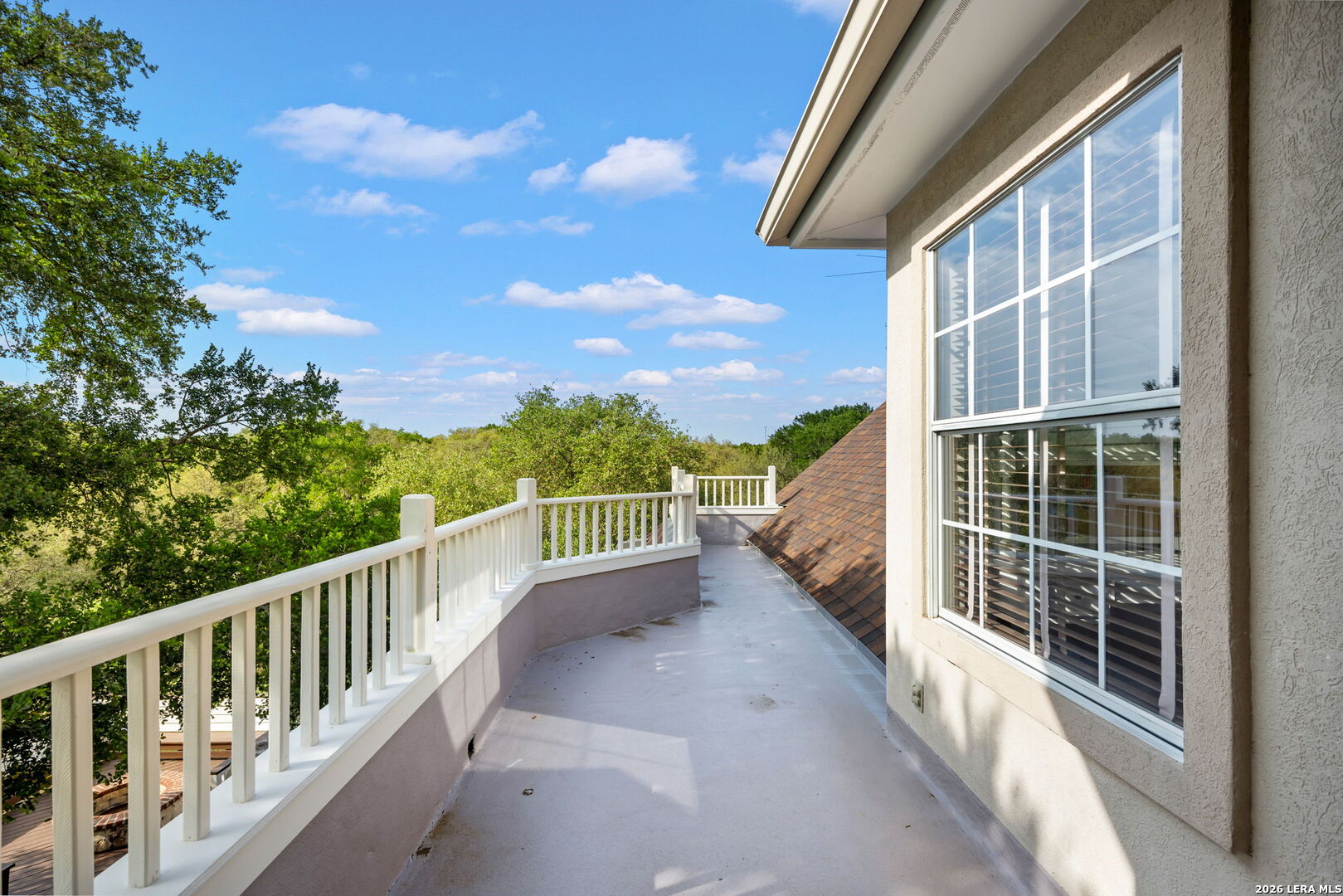 8040 Rolling Acres Trail Fair Oaks Ranch, TX 78015 - Photo 32 of 50 a view of balcony with staircase