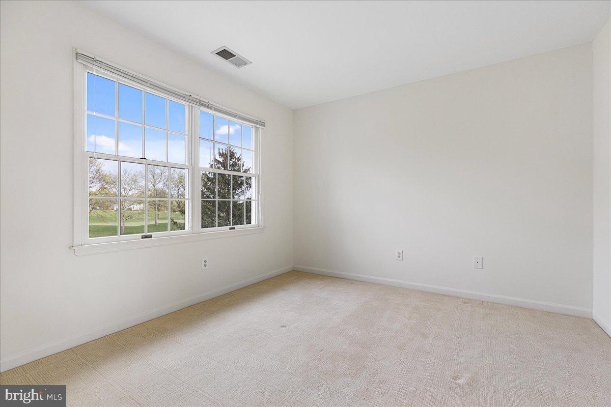 17 Spyglass Road Skillman, NJ 08558 - Photo 27 of 36