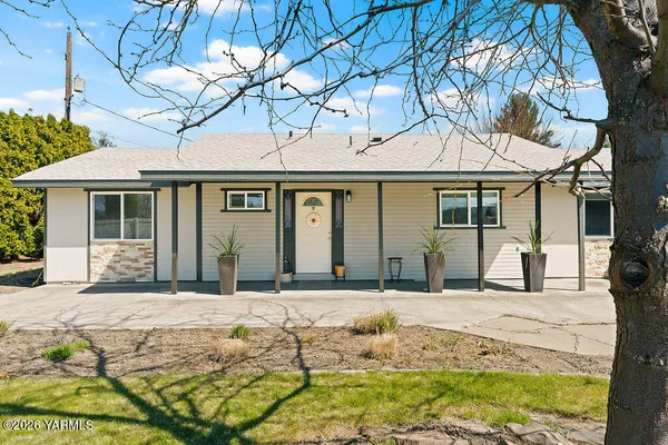 $448,000 | 3003 South 79th Avenue, Yakima, WA 98903