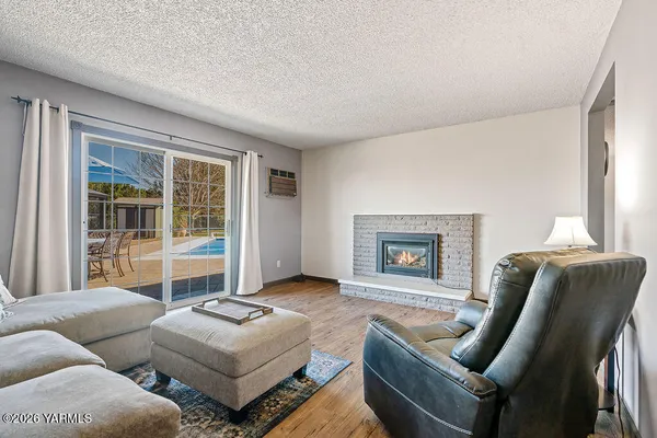 $448,000 | 3003 South 79th Avenue, Yakima, WA 98903
