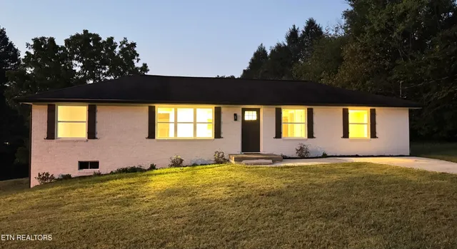 $360,000 | 505 Foust Carney Road, Powell, TN 37849