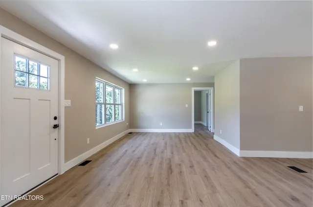 $360,000 | 505 Foust Carney Road, Powell, TN 37849