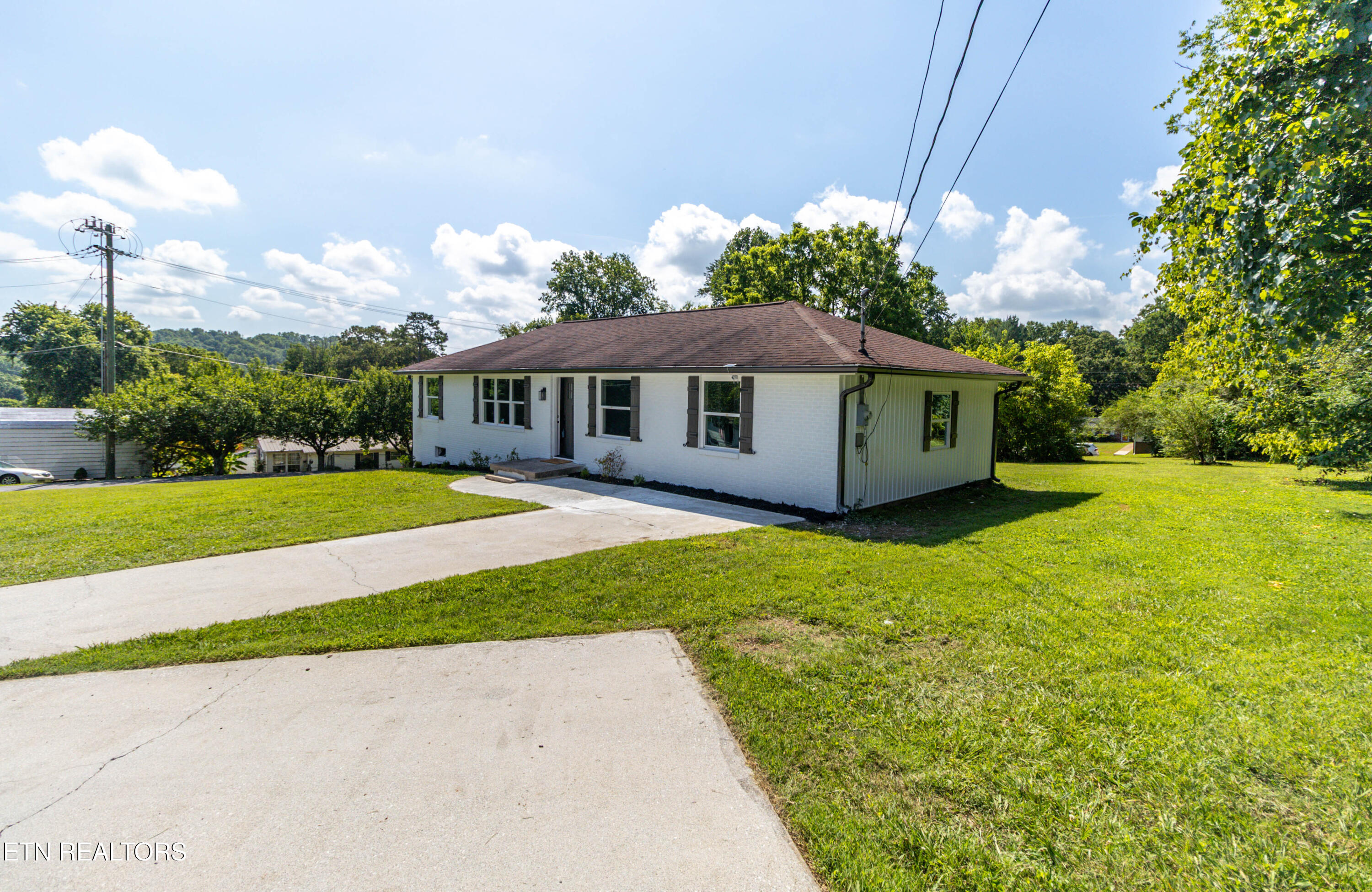 505 Foust Carney Road Powell, TN 37849 - Photo 24 of 41 Front Exterior