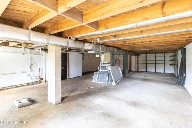 $360,000 | 505 Foust Carney Road, Powell, TN 37849