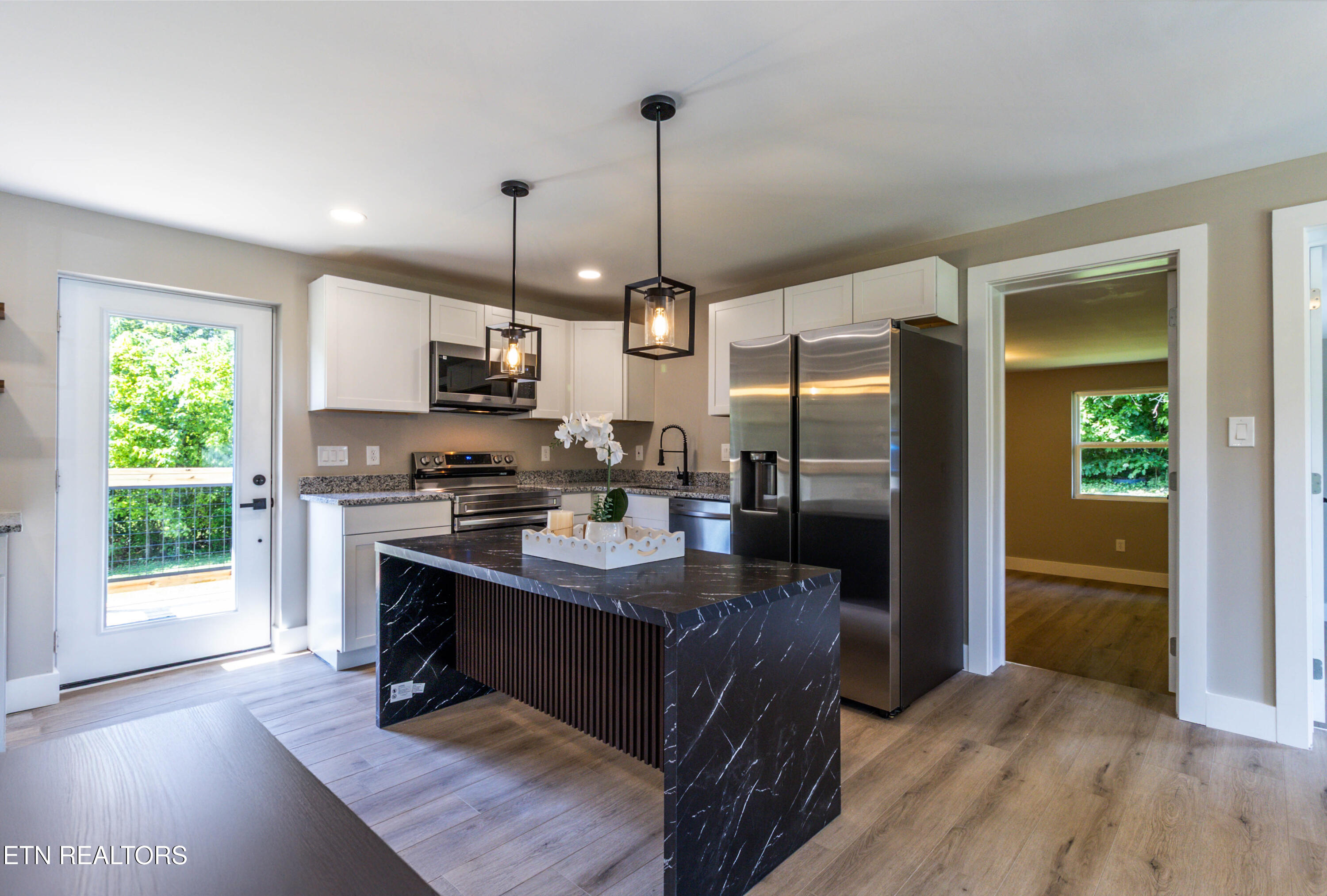 505 Foust Carney Road Powell, TN 37849 - Photo 4 of 41 Kitchen