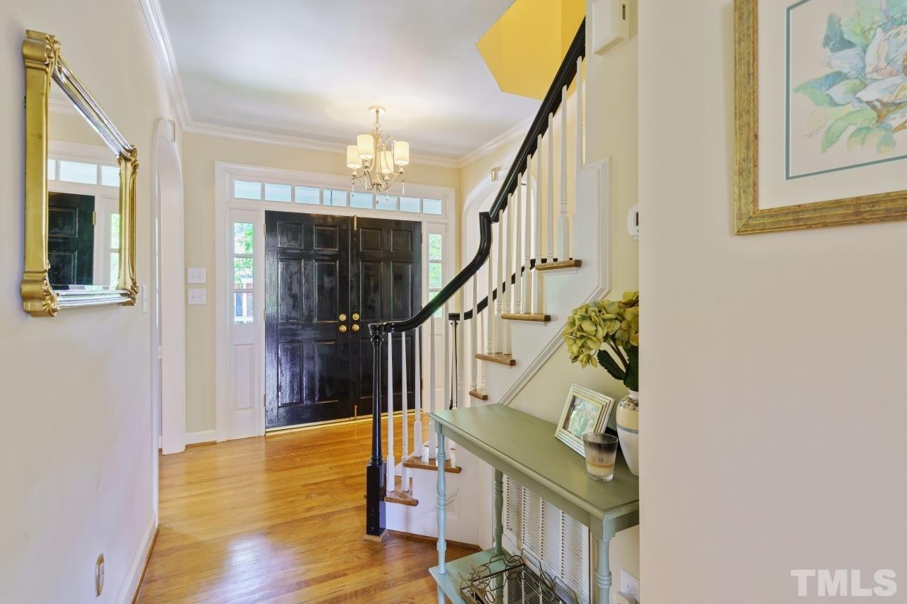 1216 Weldon Place Raleigh, NC 27608 - Photo 4 of 41