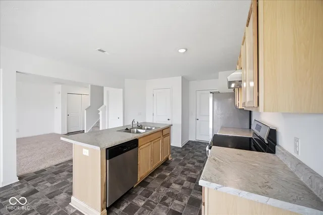 $249,990 | 522 Plowman Drive, Shelbyville, IN 46176