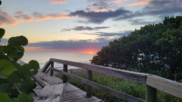 $2,100,000 | 807 Xanadu Place, Jupiter, FL 33477